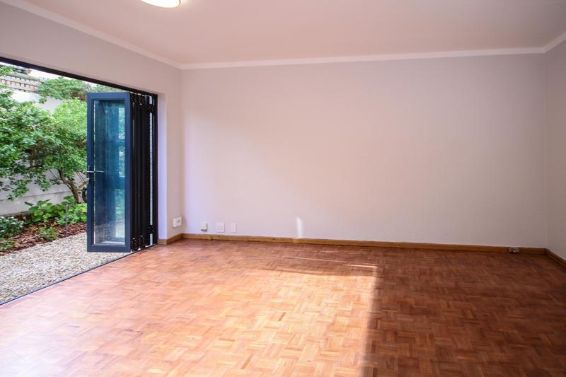 1 Bedroom Property for Sale in Mouille Point Western Cape